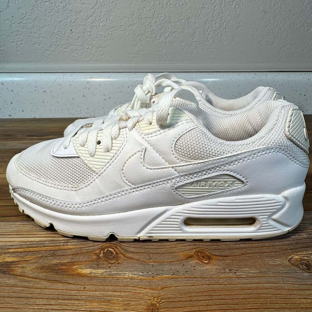 Nike Air Max 90 Triple White Sneakers Men’s Size 8 Women’s 9.5 CN8490-100